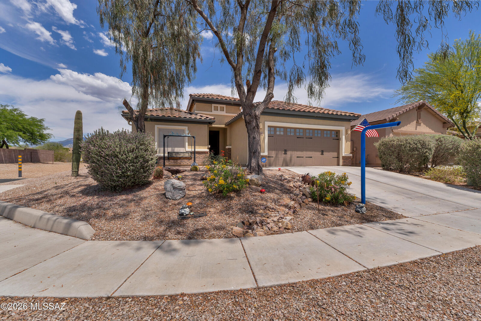 Property Photo: 10061 S Black Surrey Drive AZ 85641
