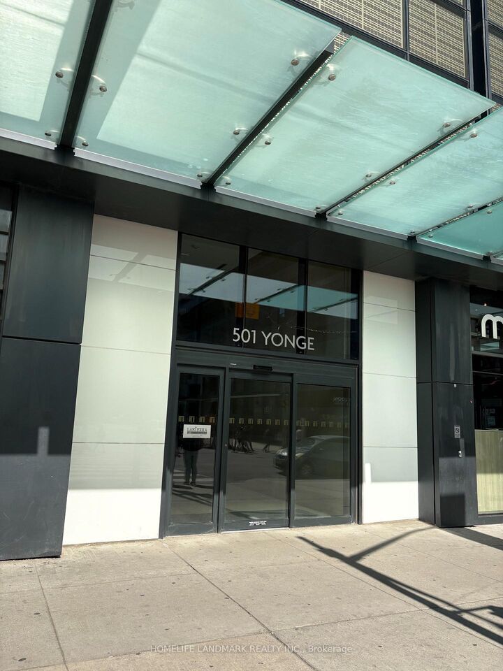 Property Photo: 501 Yonge Street 2001 ON M4Y 0G8