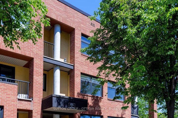 Property Photo: 255 Clarence Street 10 ON K1N 5P9