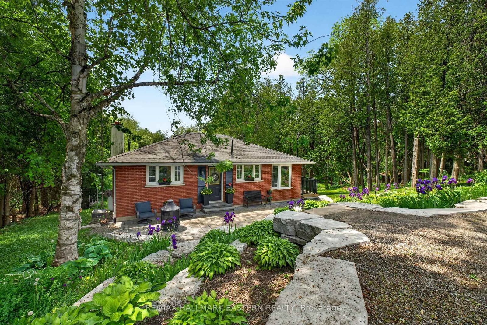 Property Photo: 4796 Thornton Road N ON L1H 0T4