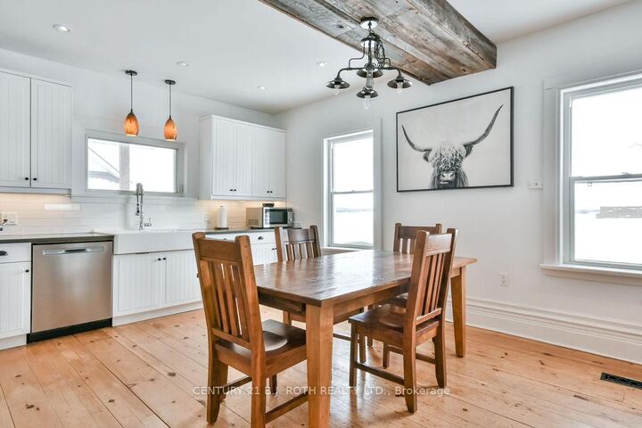 Property Photo: 1153 Glengarry Landing Road S ON L9X 1E1