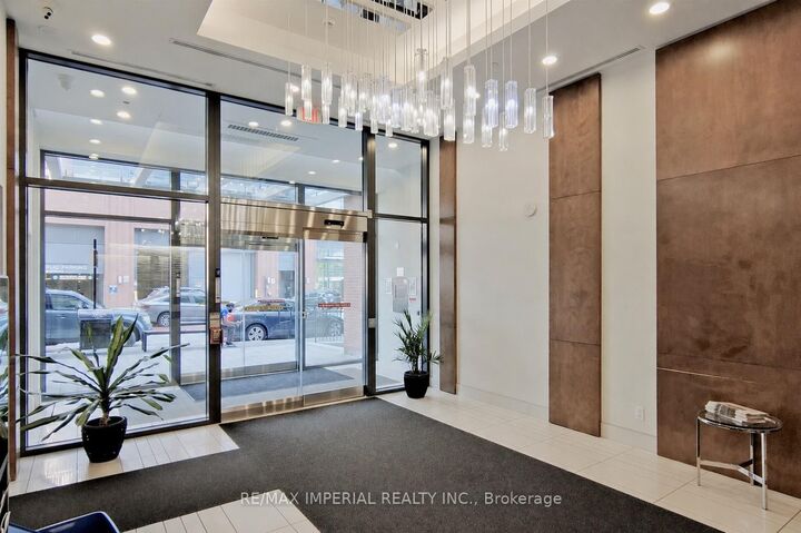 Property Photo: 2212 Lake Shore Boulevard W 3001 ON M8V 0C2