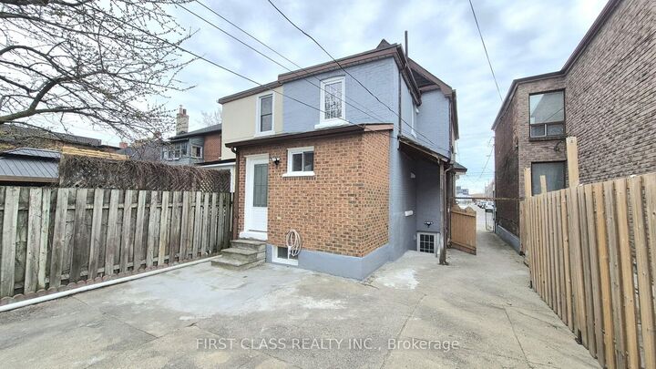Property Photo: 356 Wallace Avenue ON M6P 3P2