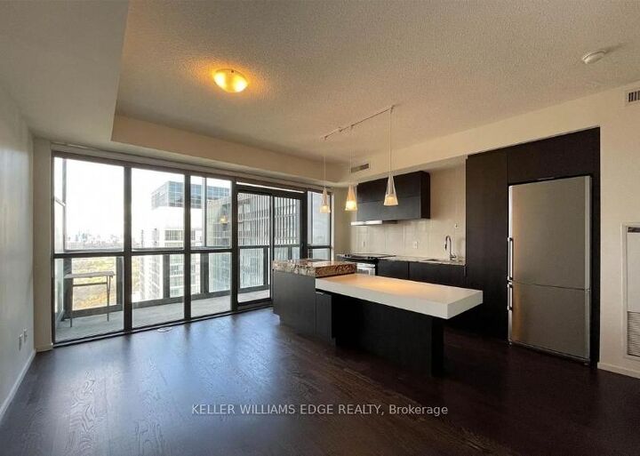 Property Photo:  101 Charles Street E 2809  ON M4Y 0A9 