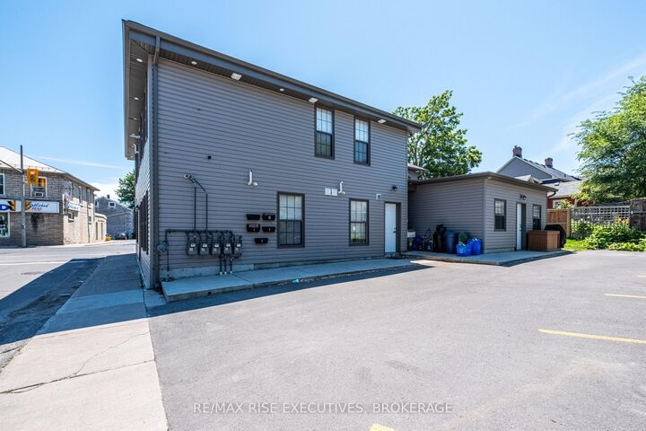 Property Photo: 120 Yonge Street ON K7M 1E0