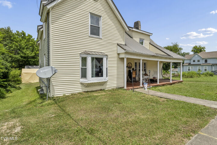 Property Photo:  941 Windsor Avenue  TN 37620 
