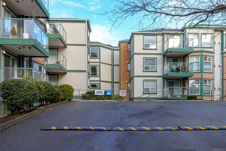 Property Photo: 894 Vernon Ave #212 BC V8X 2W6