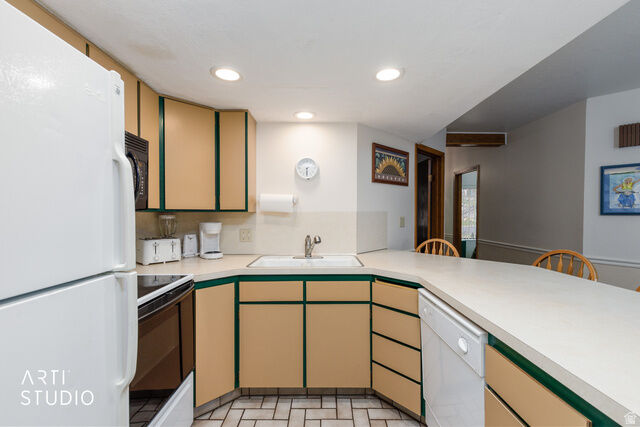 Property Photo: 3815 N Wolf Creek Dr 109 UT 84310