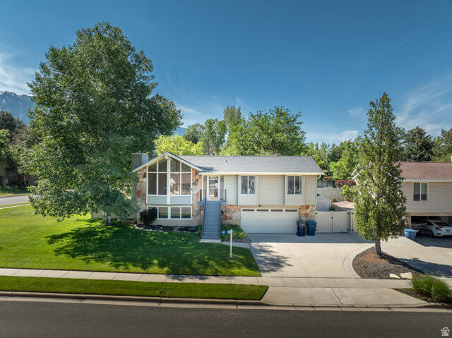 Property Photo:  2088 Falcon Way  UT 84093 