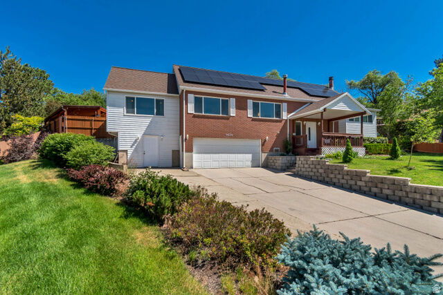 Property Photo:  9070 S Sunrise Cir E  UT 84093 