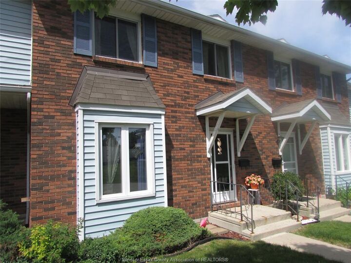 Property Photo: 7 Cherry Lane 5 ON N8H 5A4