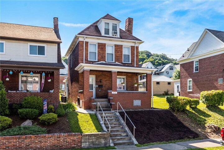 Property Photo:  418 Fairmont Ave  PA 15085 