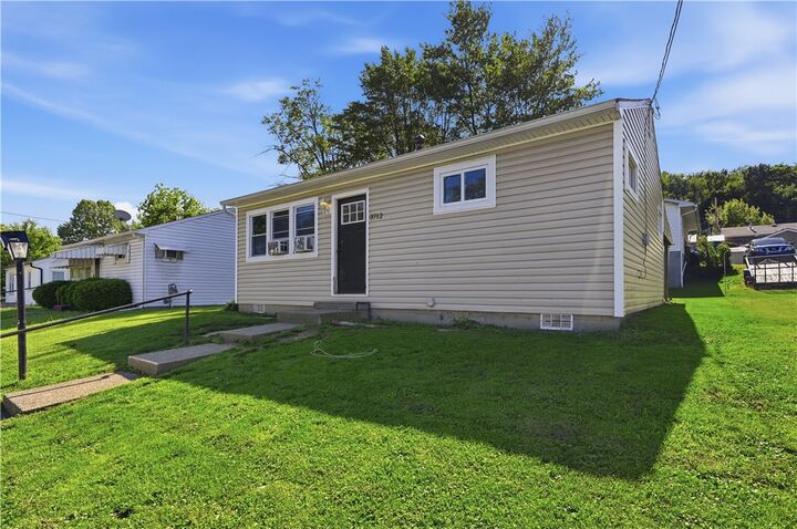 Property Photo: 3712 3rd Avenue PA 16136
