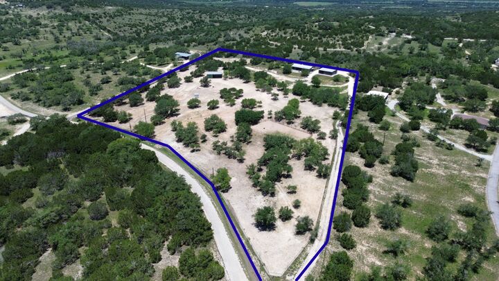 Property Photo: 496 Middleton Road TX 78669