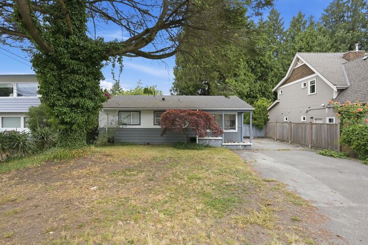 5857 16 Avenue — photo 1