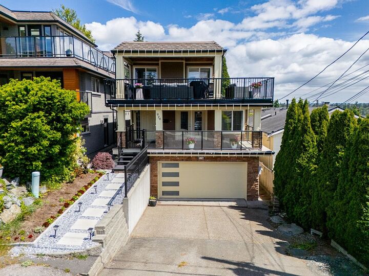 Property Photo: 976 Parker Street BC V4B 4R4
