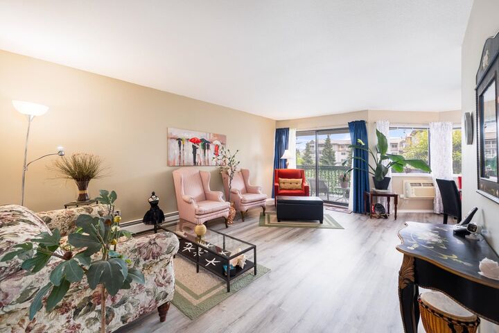Property Photo: 31955 Old Yale Road 211 BC V2T 4N1
