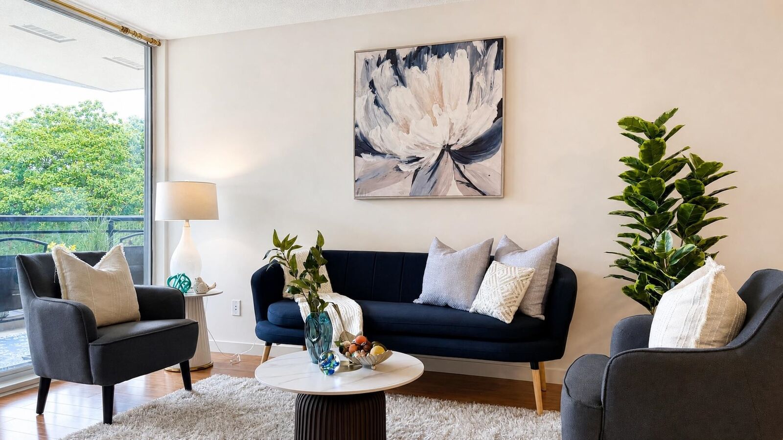 Property Photo: 8480 Granville Avenue 301 BC V6Y 4E8