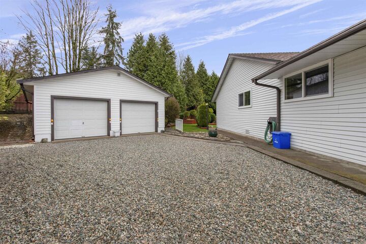 Property Photo:  5917 Kildare Place  BC V3S 6B2 