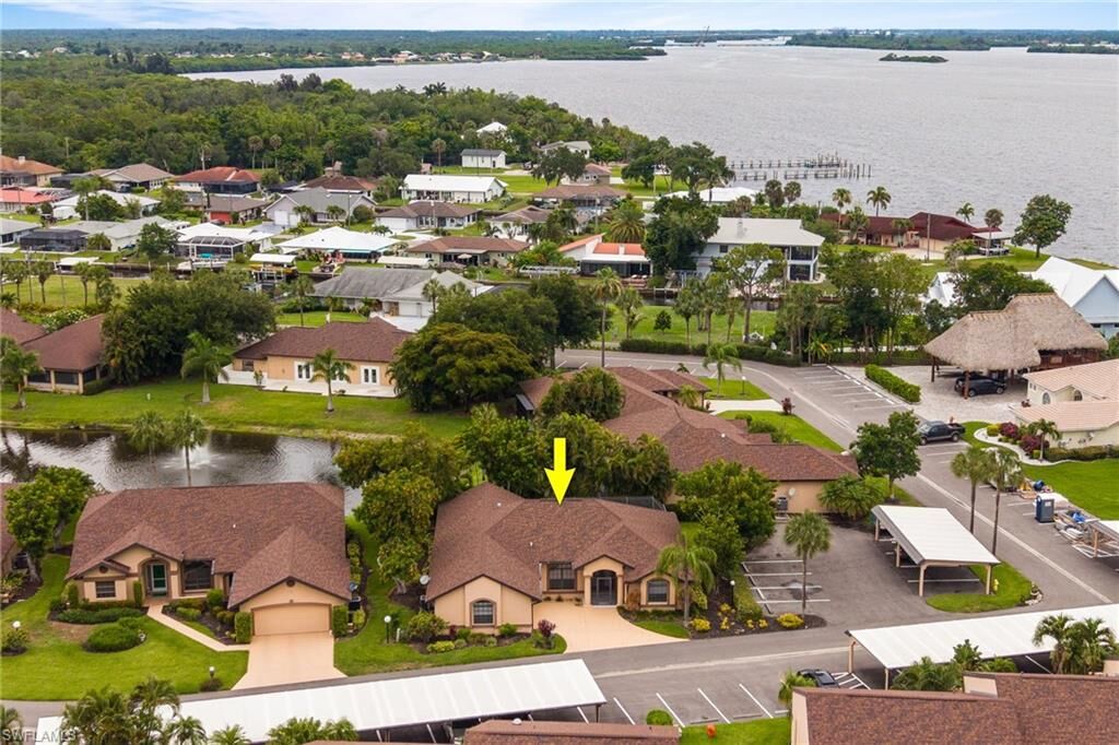 Property Photo:  15484 Admiralty Cir 2  FL 33917 