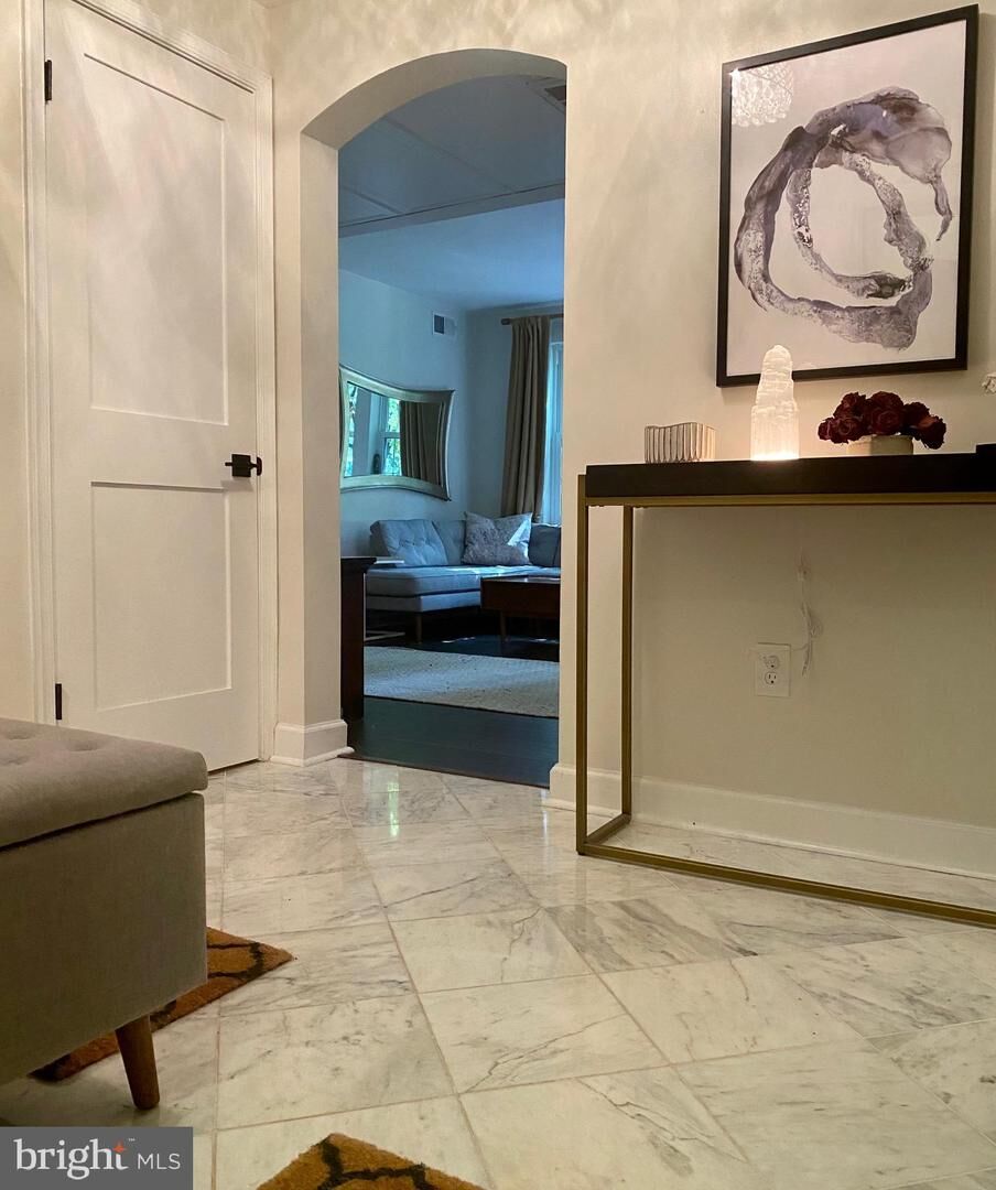 Property Photo: 1800 Key Boulevard 9493 VA 22201