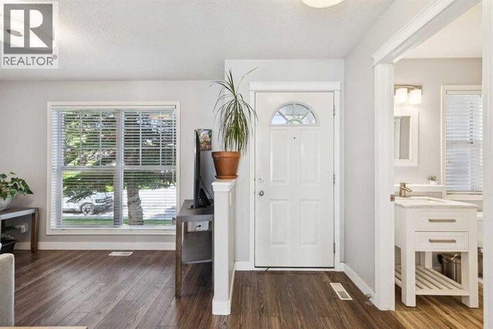 Property Photo:  36 West Springs Way Southwest  AB T3H 4P4 