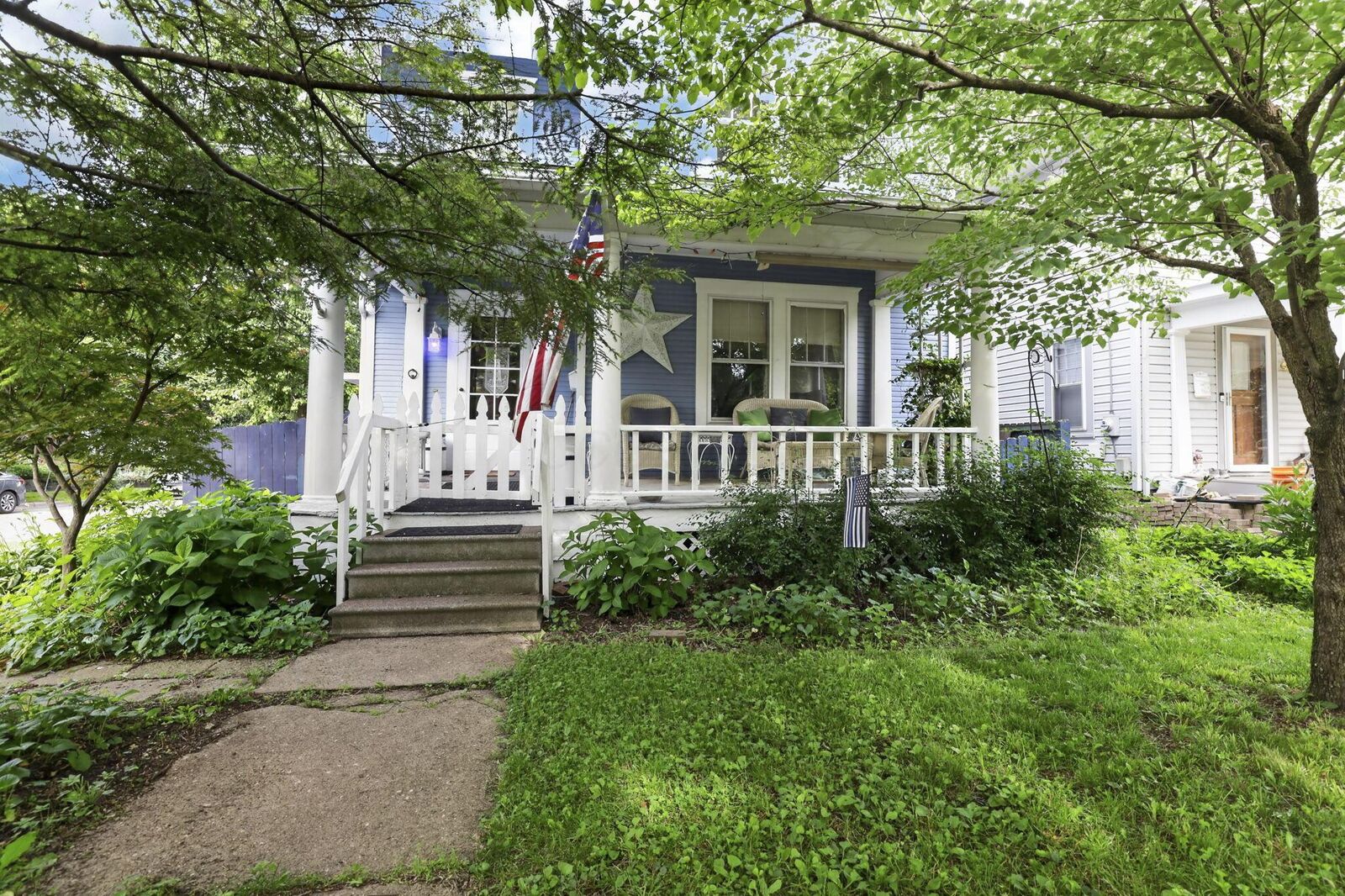 Property Photo: 302 N Franklin Street OH 43015