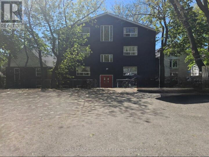 Property Photo: 10 Ivy Avenue 2 ON M4L 2H7
