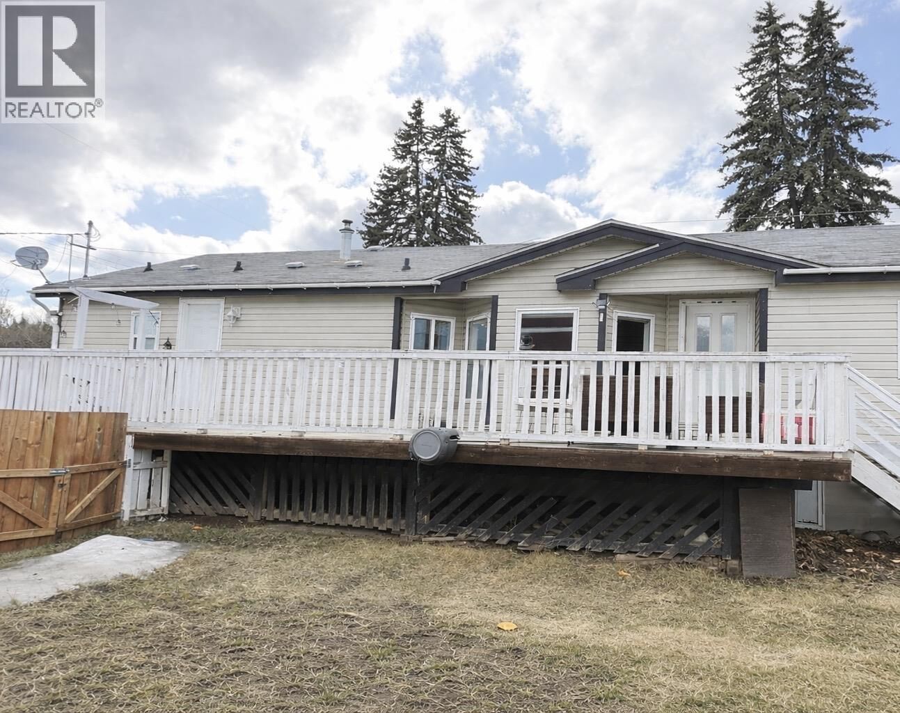 Property Photo: 375 3rd Street BC V0J 3A0