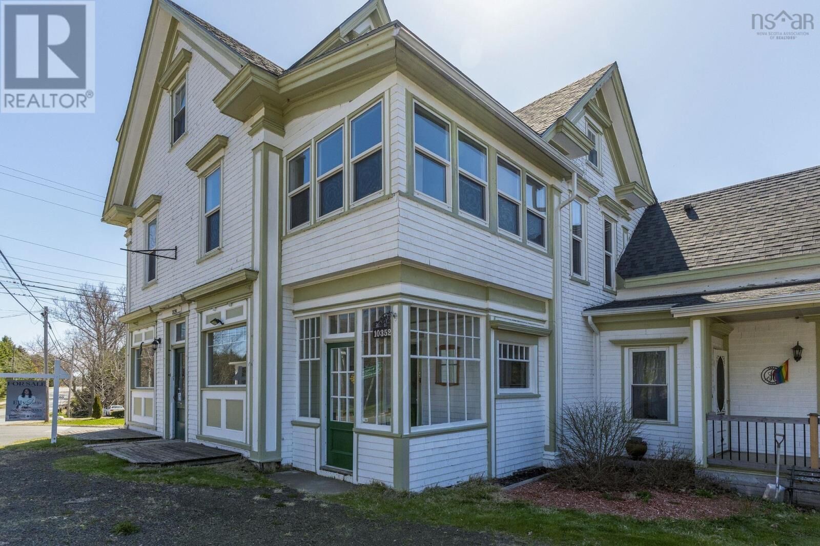 Property Photo:  10352 1 Highway  NS B0P 1R0 