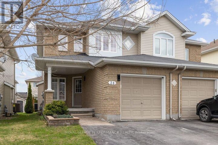 Property Photo: 34 Moe Robillard Street ON K7S 0C2