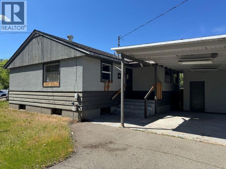 Property Photo: 6624 19th Street BC V0H 1H0