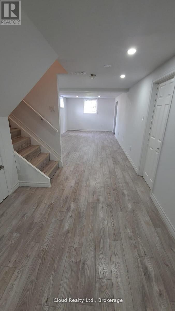 Property Photo: 24 Chilton Drive ON L8J 1M2