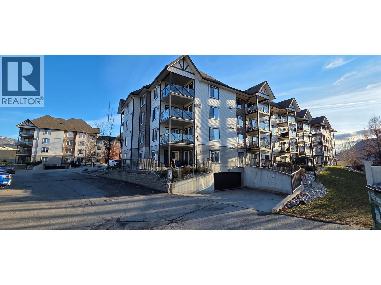 Property Photo:  256 Hastings Avenue 206  BC V2A 2V6 