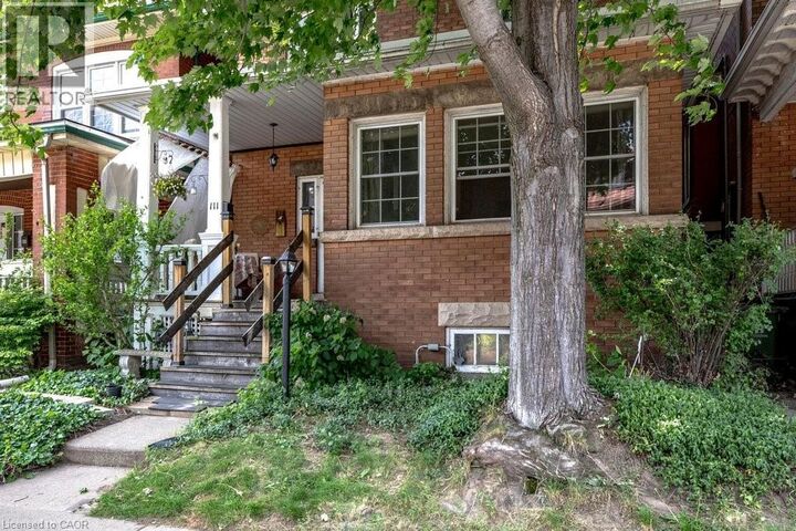 Property Photo:  111 Spadina Avenue  ON L8M 2X4 