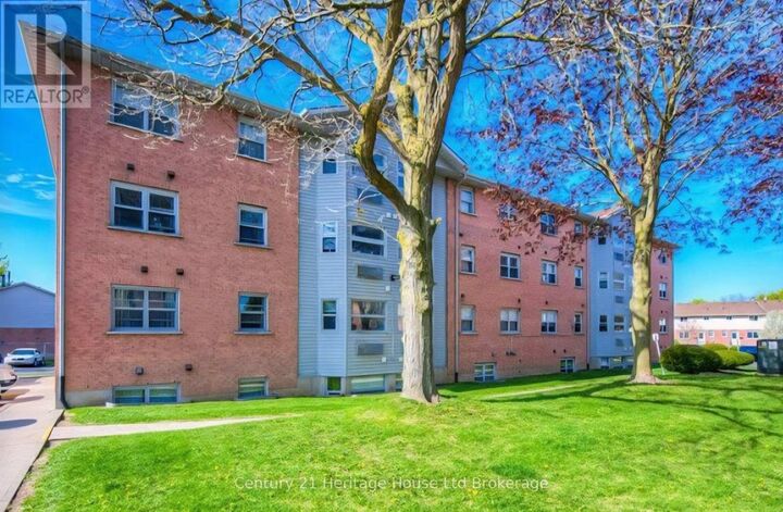 Property Photo: 64 Hiawatha Road 13 ON N4T 1P4
