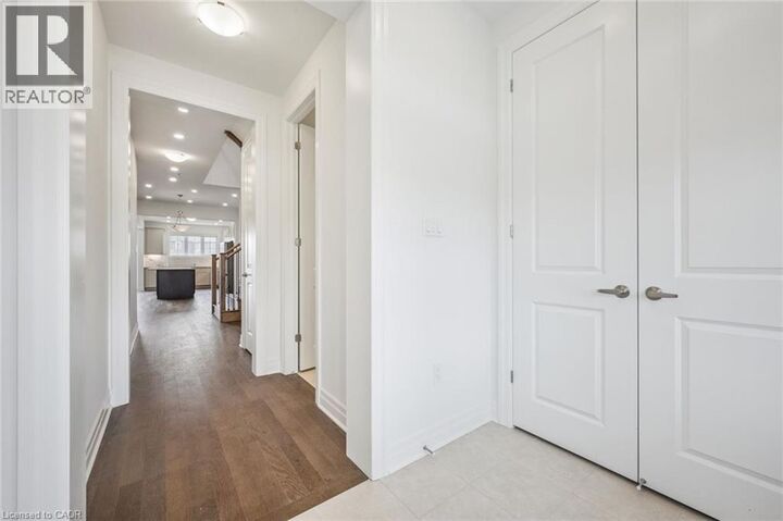 Property Photo: 275 Rosenberg Way Upper ON N2R 0V5