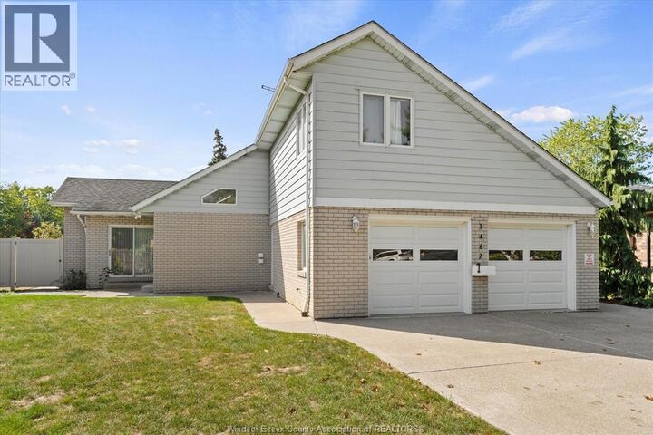 Property Photo: 1467 Guildwood Crescent ON N9H 2B3