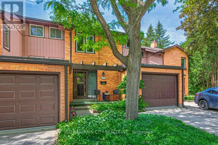 Property Photo:  206 Candlewood Crescent 13  ON N2L 5Y9 