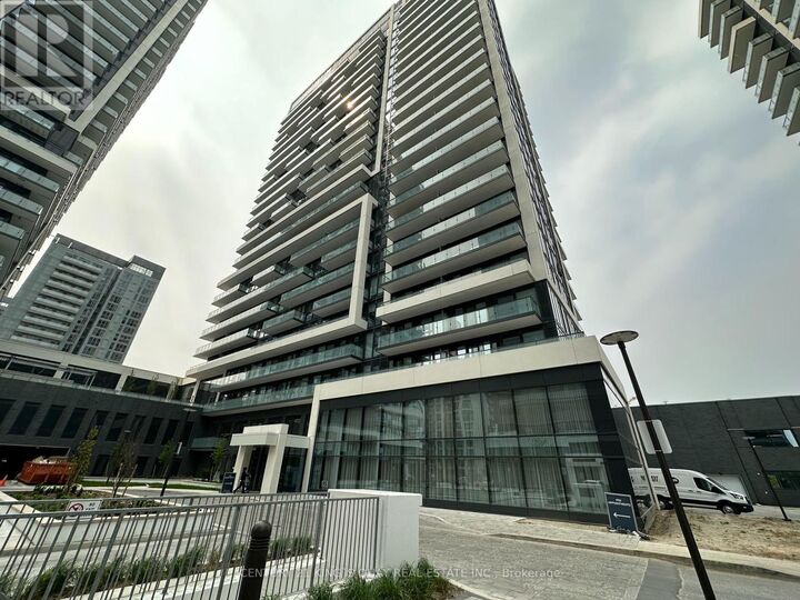Property Photo: 95 Onedia Crescent 2311 ON L4B 0H5