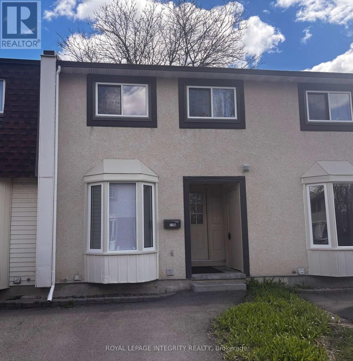 Property Photo:  1196 Priory Lane  ON K1C 1Z9 