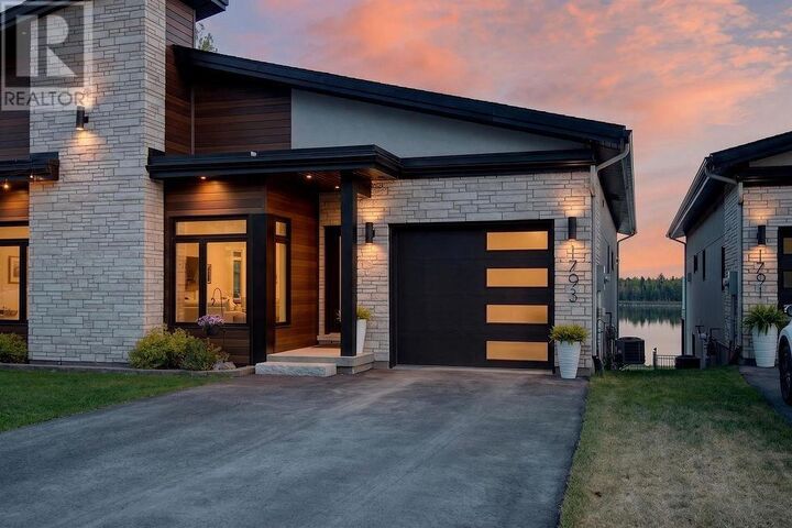 Property Photo:  1793 Queen St E  ON P6A 2G8 