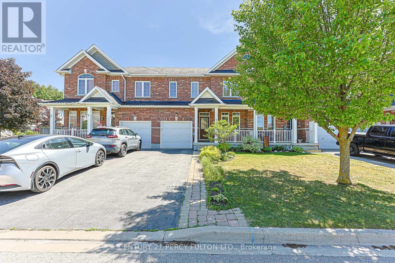 Property Photo: 42 Arthur Case Crescent ON L0G 1M0