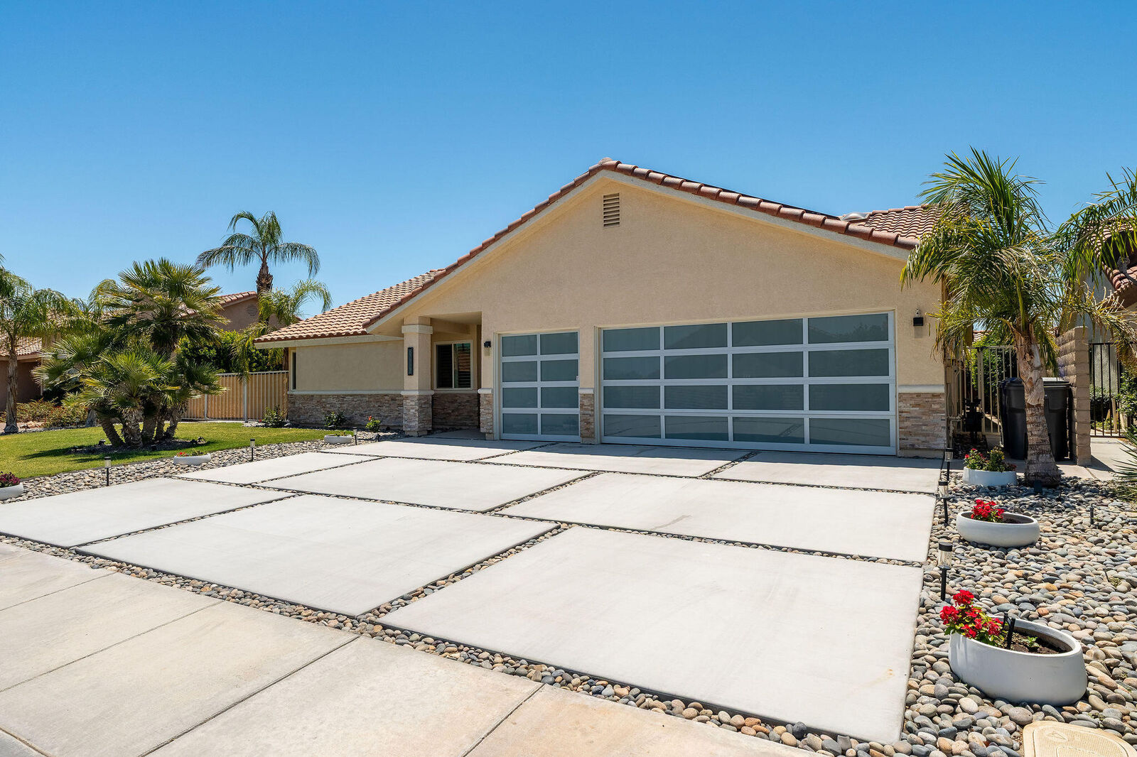 Property Photo: 67727 Diane Lane CA 92234