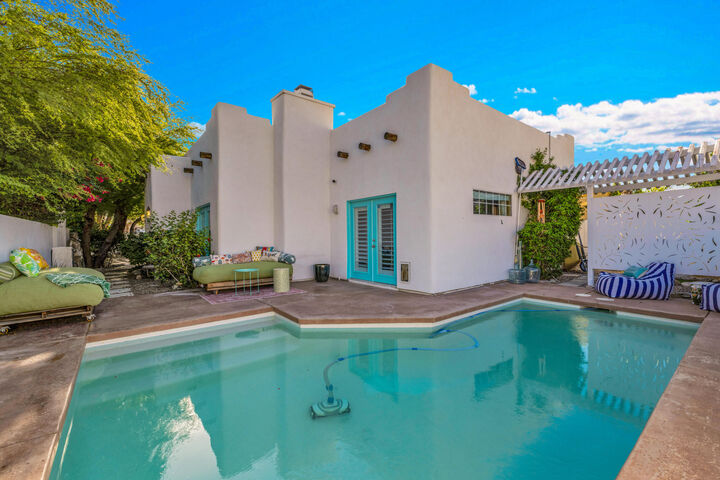 Property Photo: 53980 Avenue Mendoza CA 92253