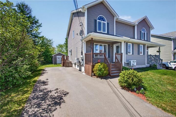147 Bedard Street — photo 1