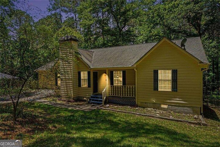 Property Photo:  4827 Oakwood Court  GA 30052 