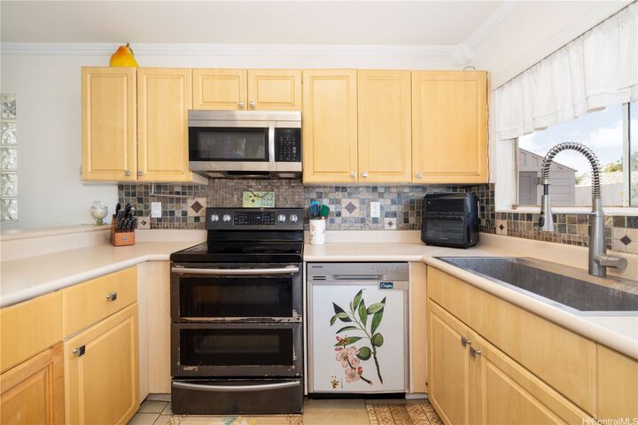 Property Photo:  91-219 Leleoi Place 10  HI 96706 