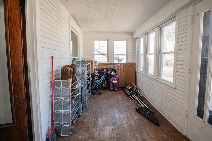 Property Photo:  903 Morton Avenue  IA 50316 