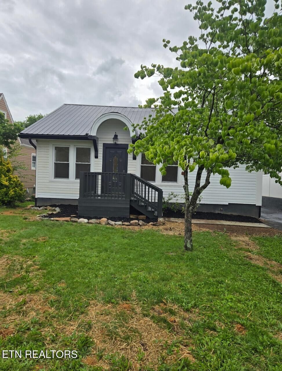 Property Photo:  3317 Monmouth St  TN 37917 